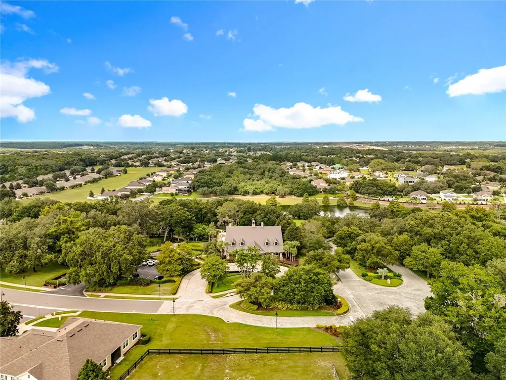 21224 Noric Cove Mount Dora FL 32757