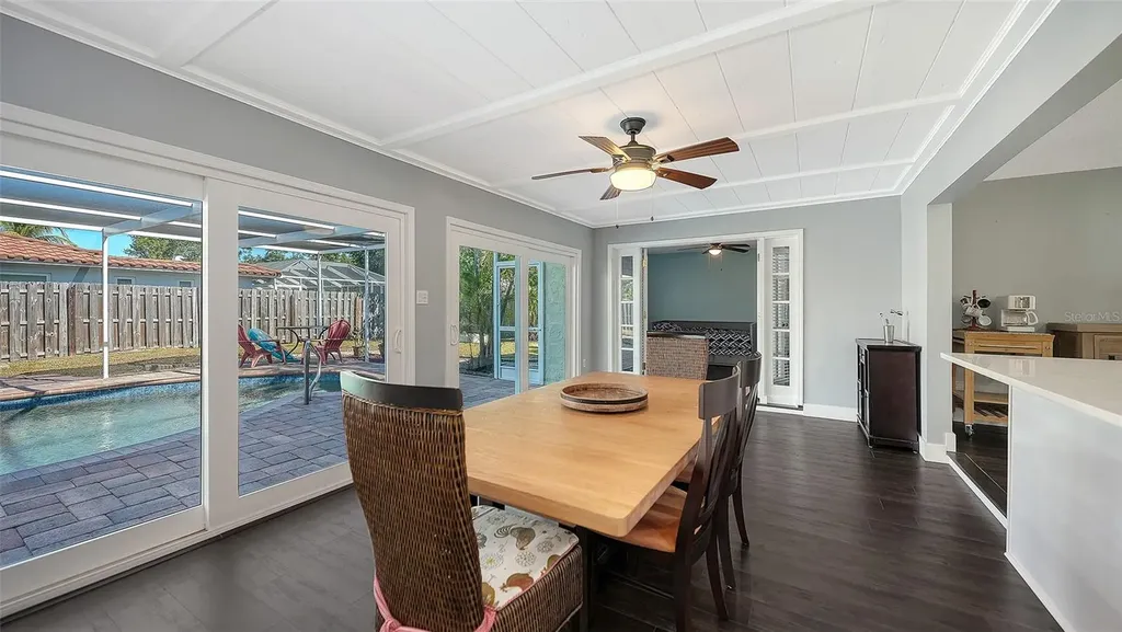 3507 Pinecrest Street Sarasota FL 34239