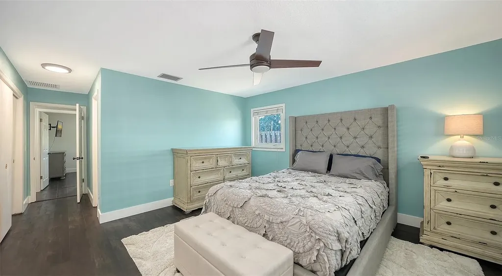 3507 Pinecrest Street Sarasota FL 34239