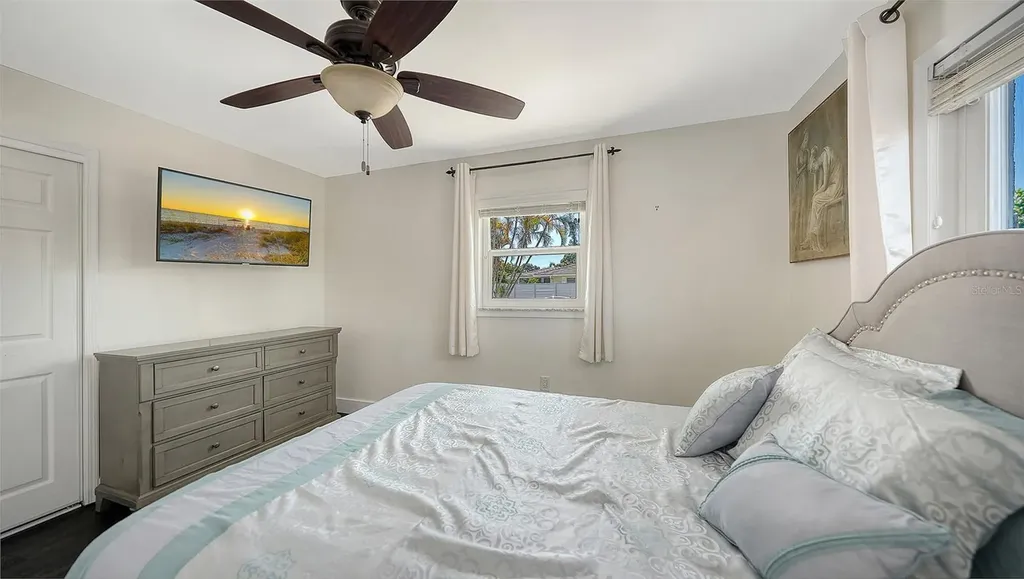 3507 Pinecrest Street Sarasota FL 34239