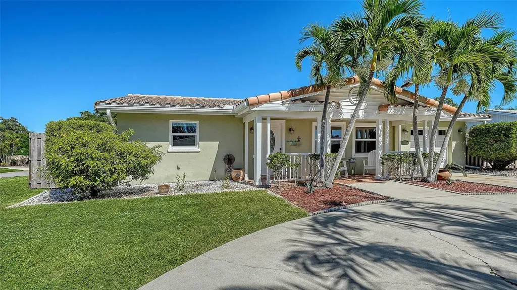 3507 Pinecrest Street Sarasota FL 34239