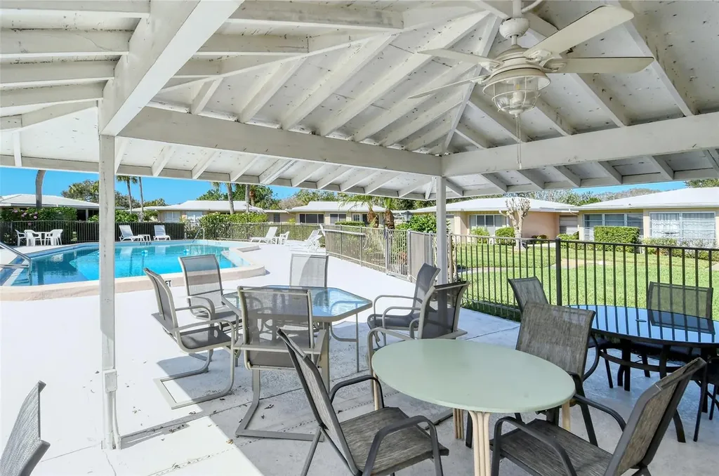 3507 Pinecrest Street Sarasota FL 34239