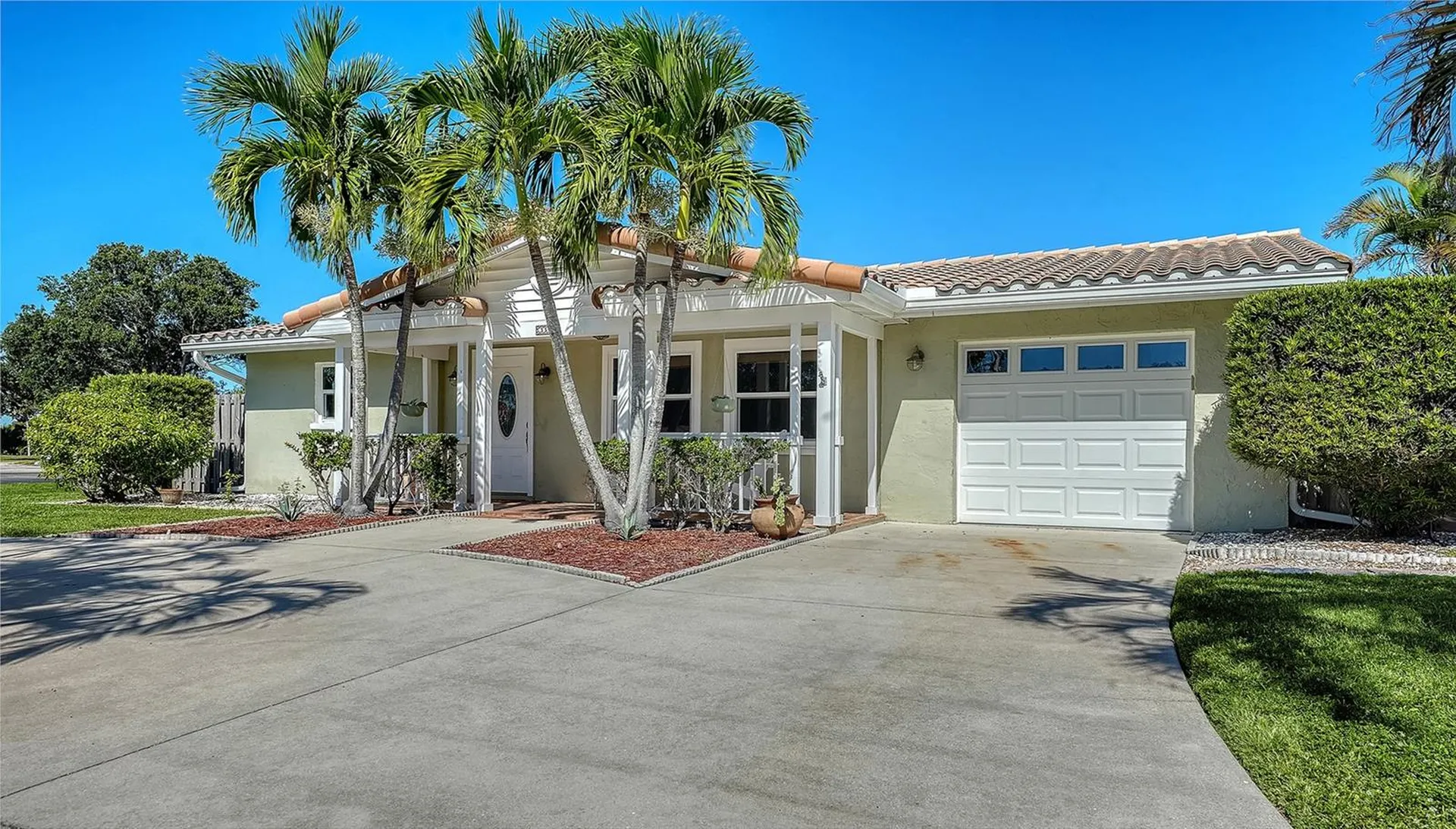 3507 Pinecrest Street Sarasota FL 34239