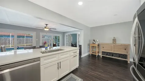 3507 Pinecrest Street Sarasota FL 34239
