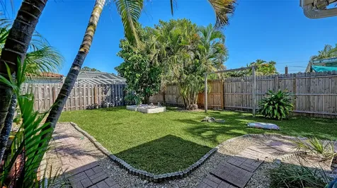 3507 Pinecrest Street Sarasota FL 34239