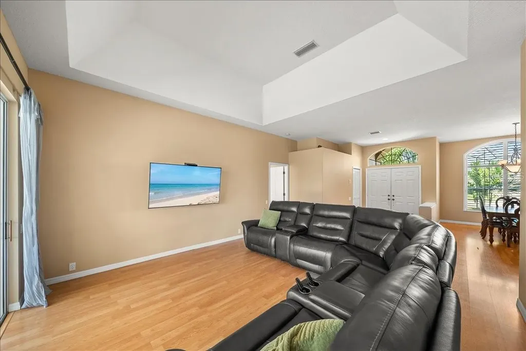 4321 Presidential Avenue Circle E Bradenton FL 34203
