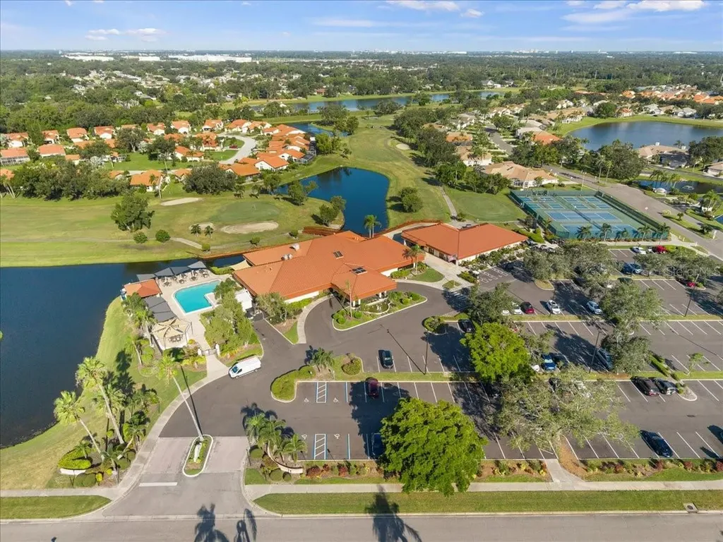 4321 Presidential Avenue Circle E Bradenton FL 34203