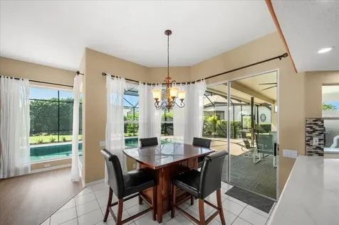 4321 Presidential Avenue Circle E Bradenton FL 34203
