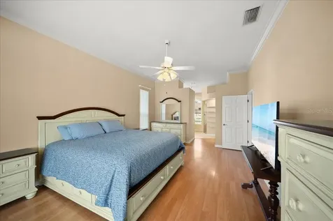4321 Presidential Avenue Circle E Bradenton FL 34203