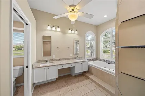 4321 Presidential Avenue Circle E Bradenton FL 34203