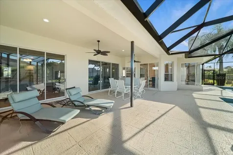 4321 Presidential Avenue Circle E Bradenton FL 34203