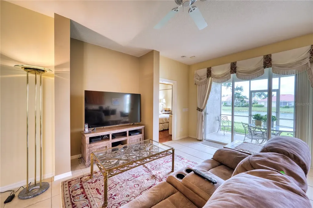 8014 Victoria Falls Circle Sarasota FL 34243