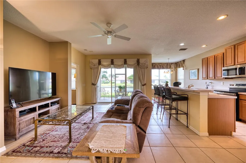 8014 Victoria Falls Circle Sarasota FL 34243