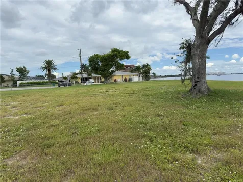 266 Beeney Road SE Port Charlotte FL 33952