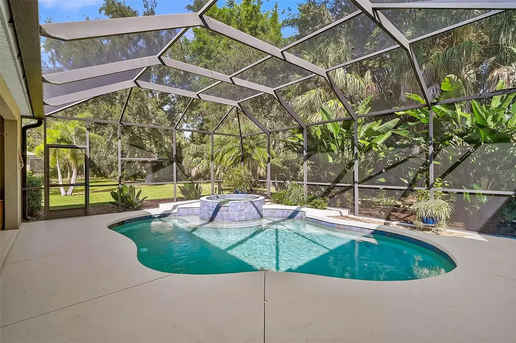 11420 Savannah Lakes Drive Parrish FL 34219