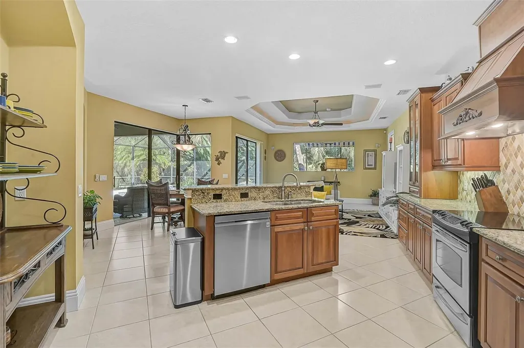 11420 Savannah Lakes Drive Parrish FL 34219