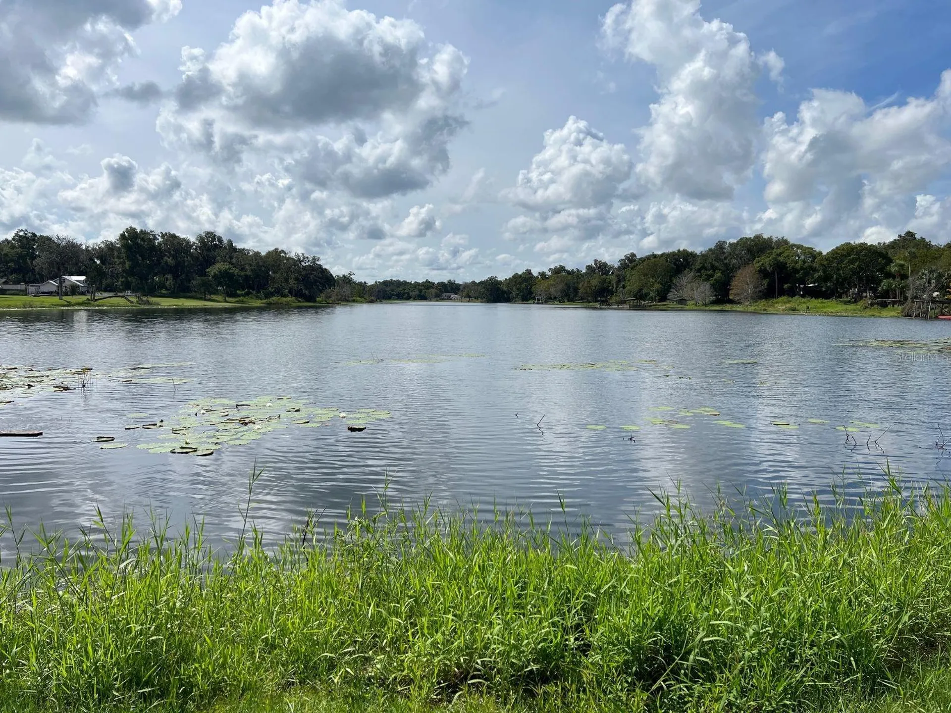 261 N Lakeview Drive Lake Helen FL 32744
