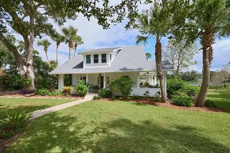 261 N Lakeview Drive Lake Helen FL 32744