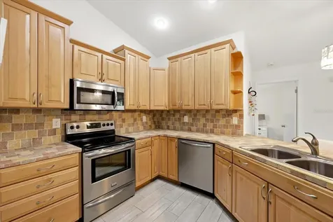 10975 96th Street Largo FL 33773