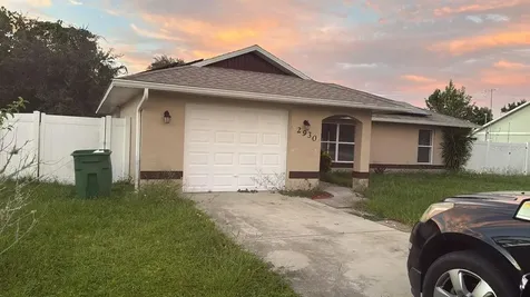 2930 Grayton Street Deltona FL 32738