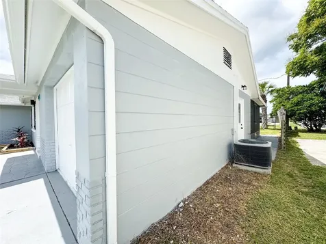 10805 Fillmore Avenue Port Richey FL 34668