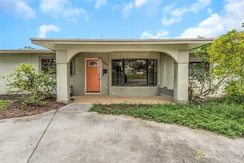 2600 56th Lane N St Petersburg FL 33710
