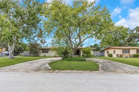 2600 56th Lane N St Petersburg FL 33710