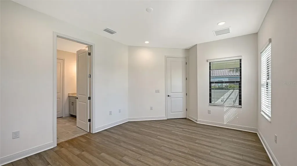 277 Potenza Loop North Venice FL 34275