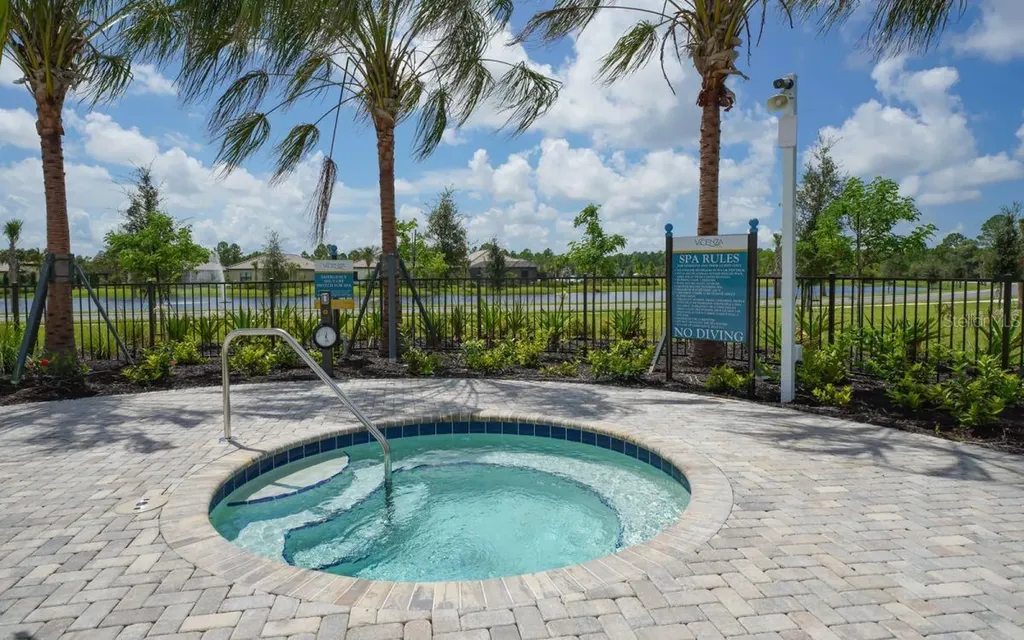 277 Potenza Loop North Venice FL 34275