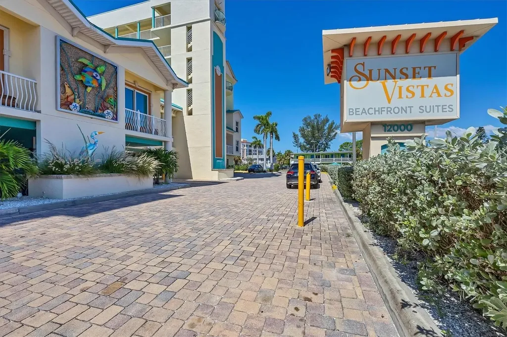 12000 Gulf Boulevard St Petersburg FL 33706