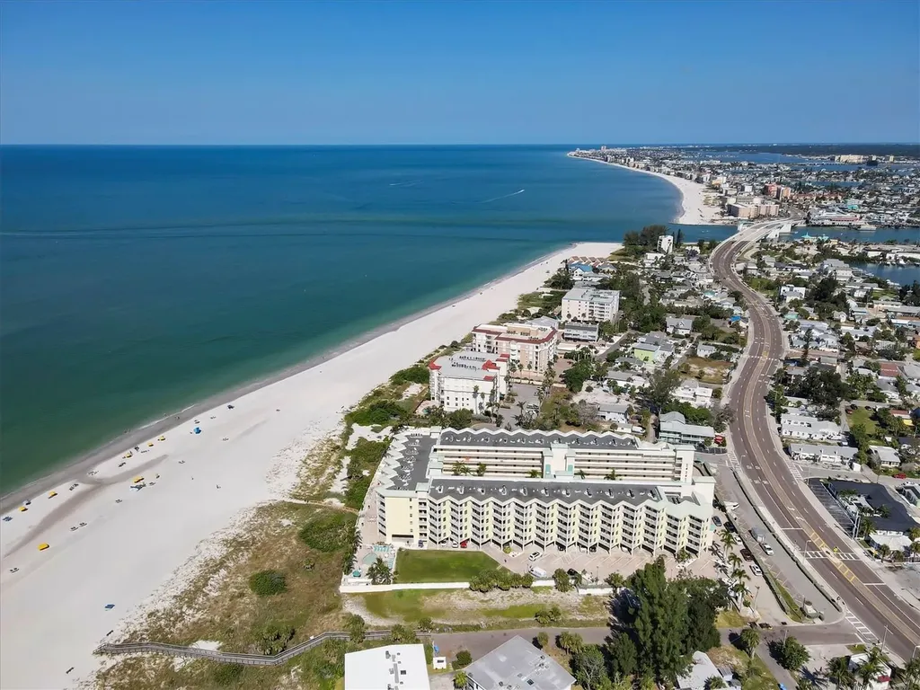 12000 Gulf Boulevard St Petersburg FL 33706