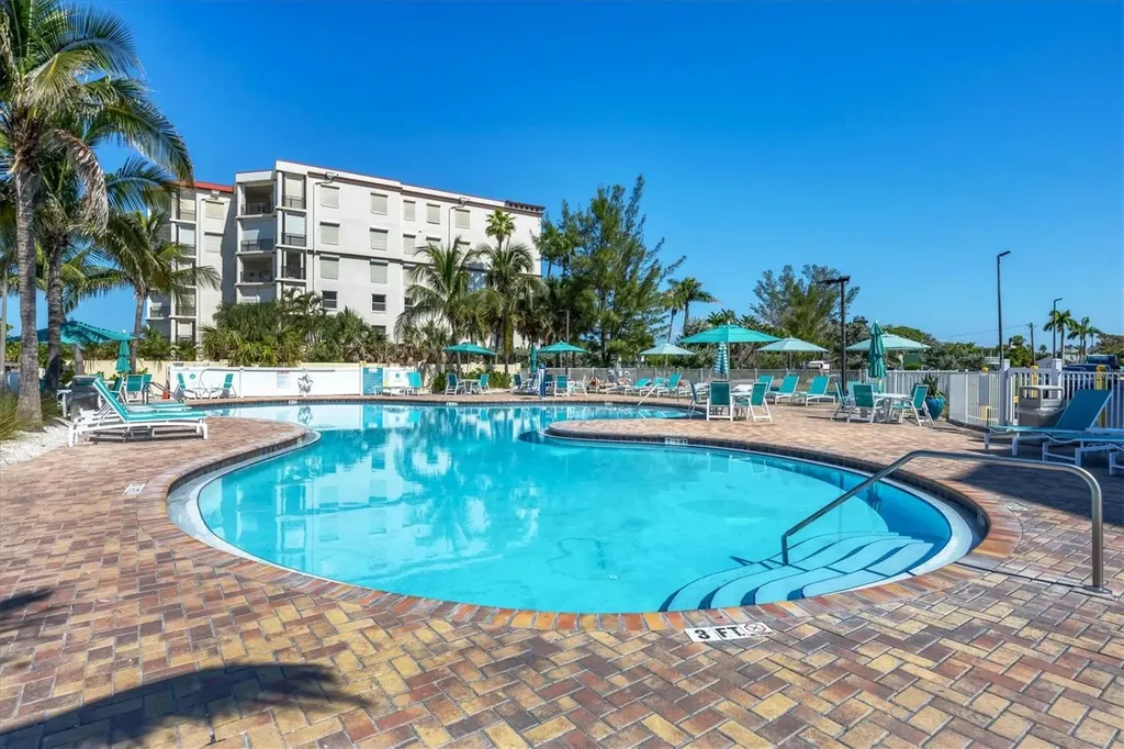 12000 Gulf Boulevard St Petersburg FL 33706