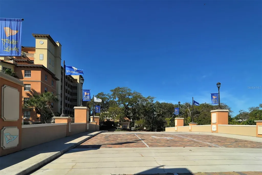 5560 Cannes Circle Sarasota FL 34231