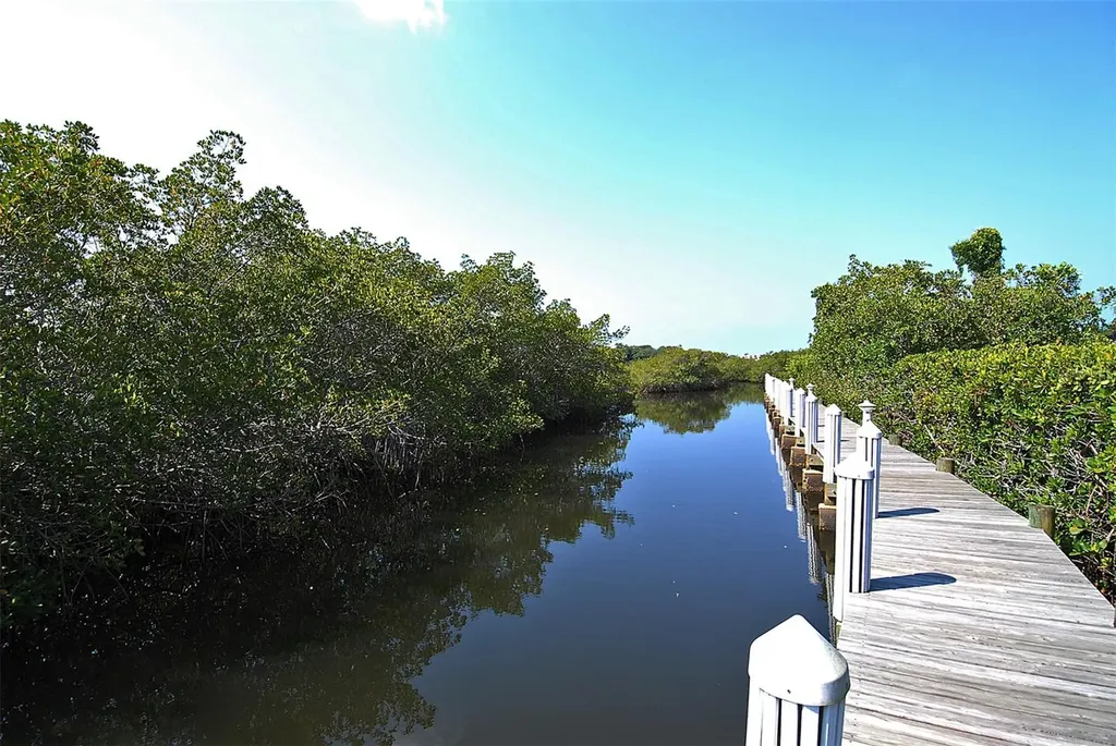 5560 Cannes Circle Sarasota FL 34231