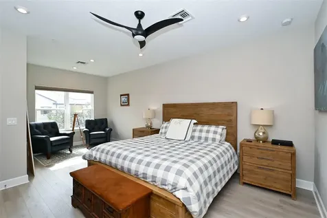 5560 Cannes Circle Sarasota FL 34231