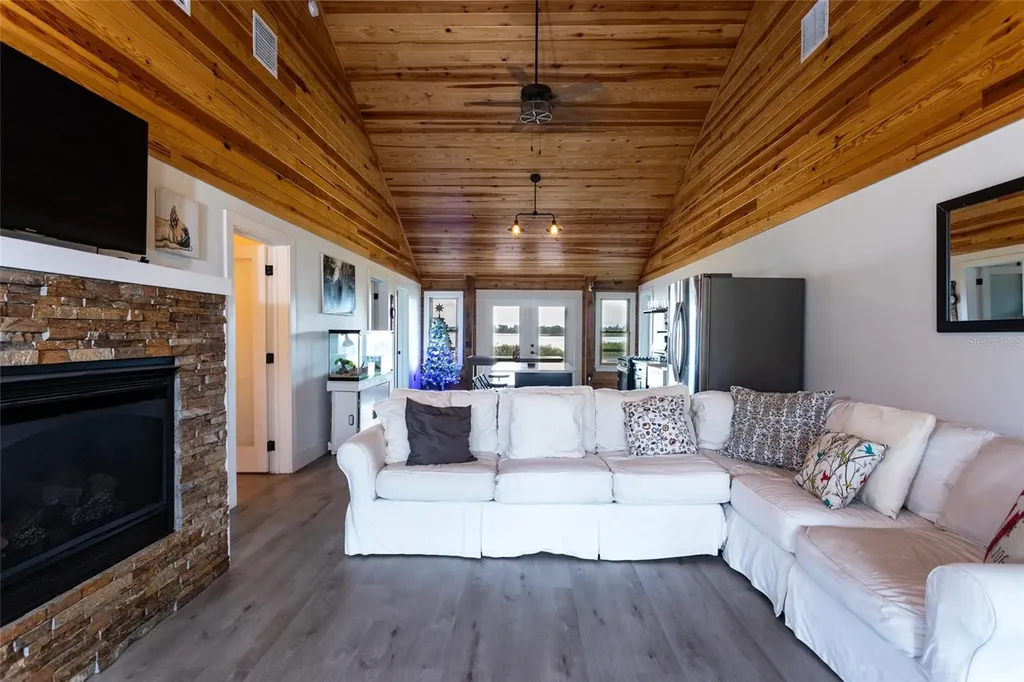 2309 Mcbride Road Seville FL 32190