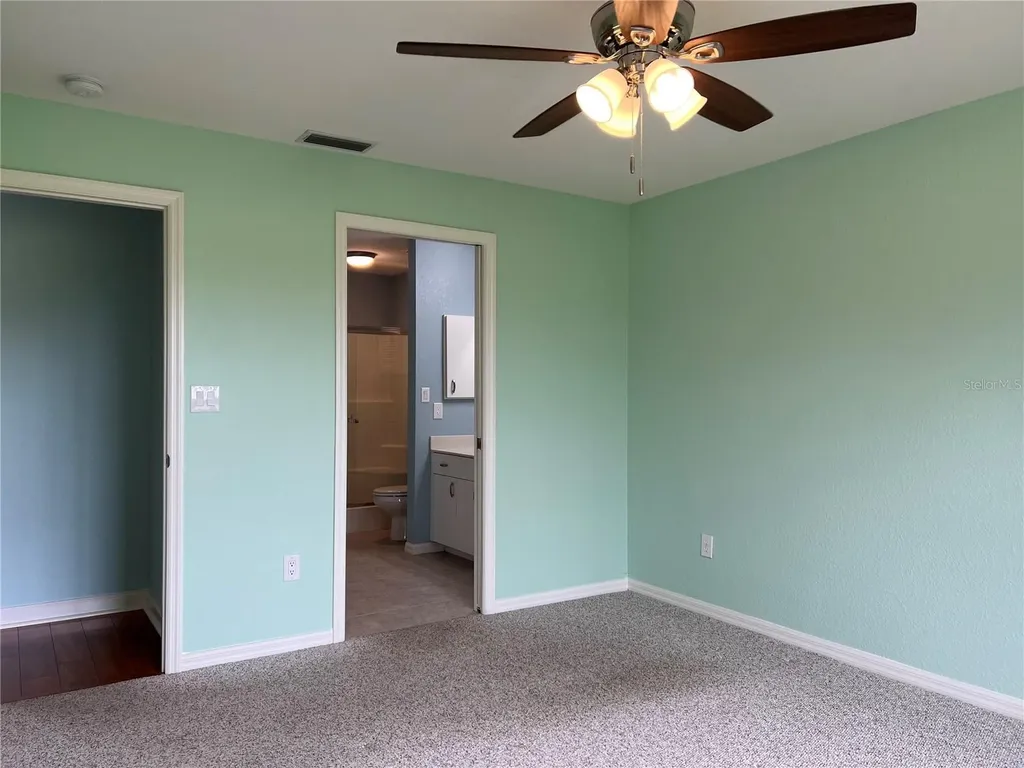 5725 Greenwood Avenue North Port FL 34287