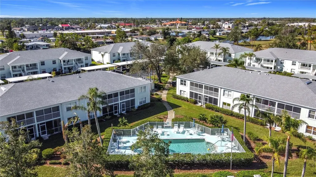5725 Greenwood Avenue North Port FL 34287