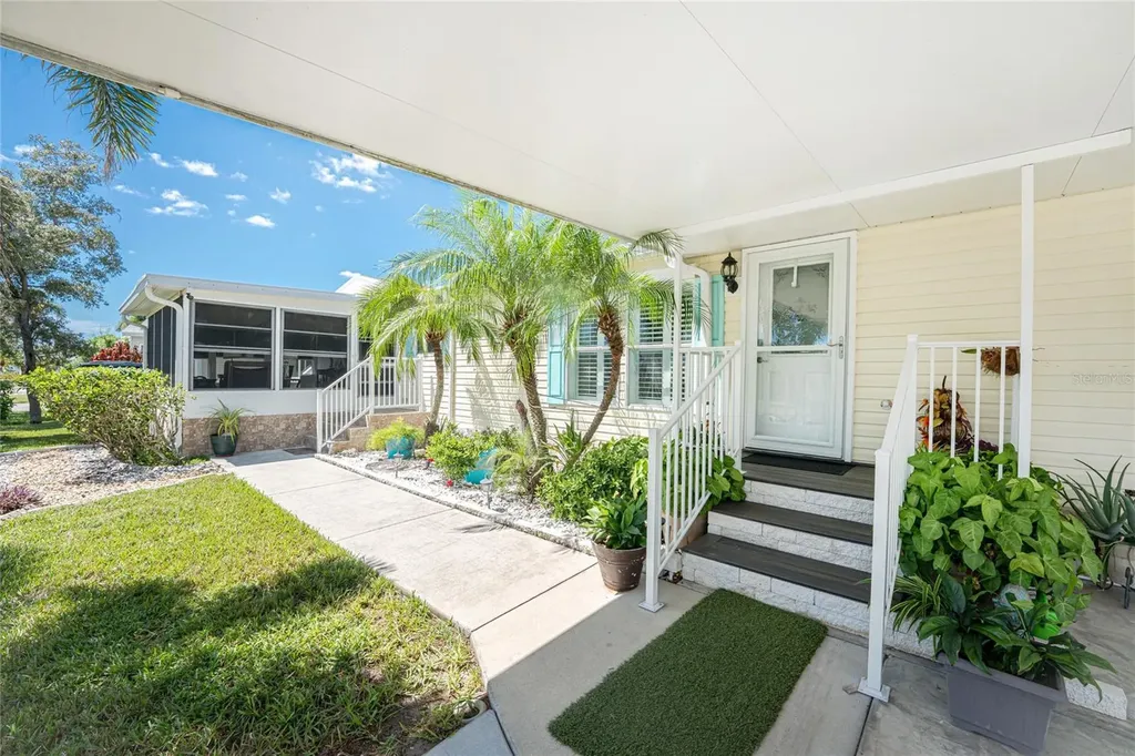 9118 Pinehaven Way Englewood FL 34224
