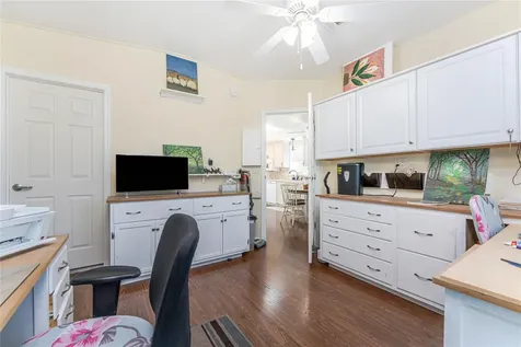 9118 Pinehaven Way Englewood FL 34224