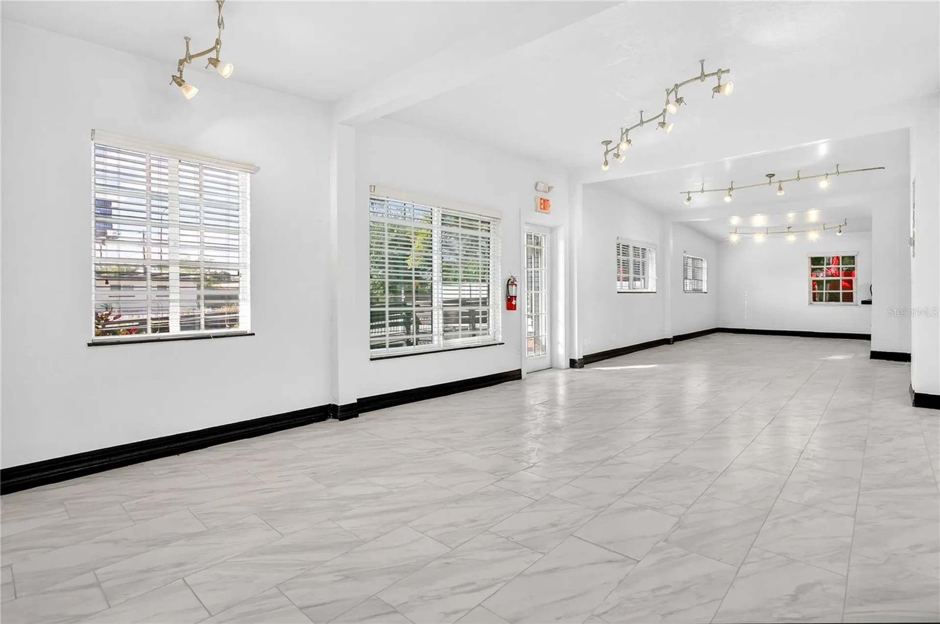 319 Dillon Circle Orlando FL 32822