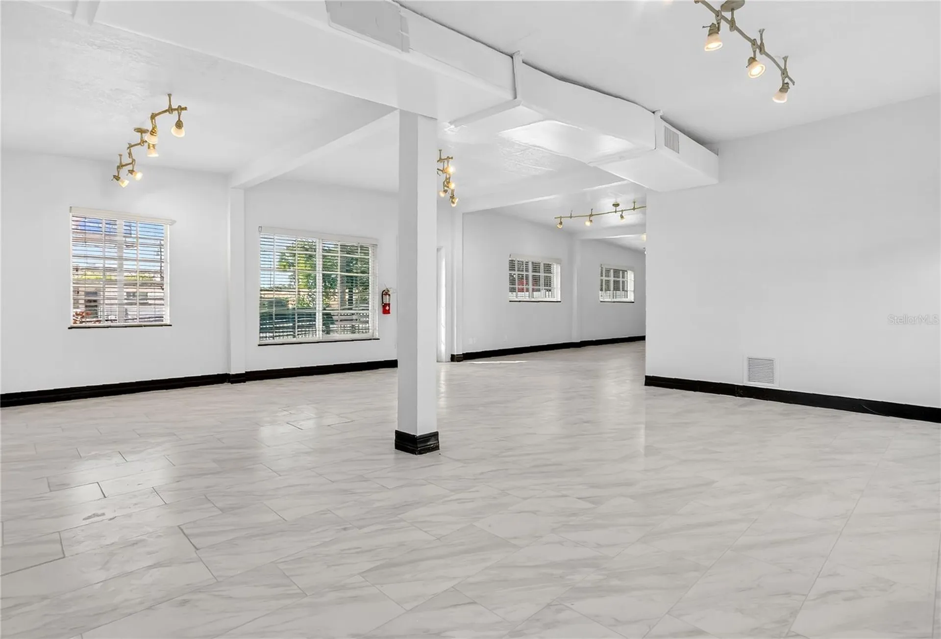 319 Dillon Circle Orlando FL 32822