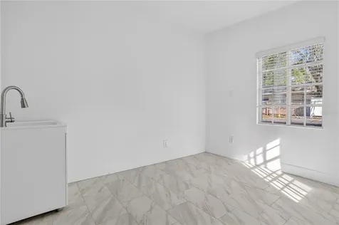 319 Dillon Circle Orlando FL 32822