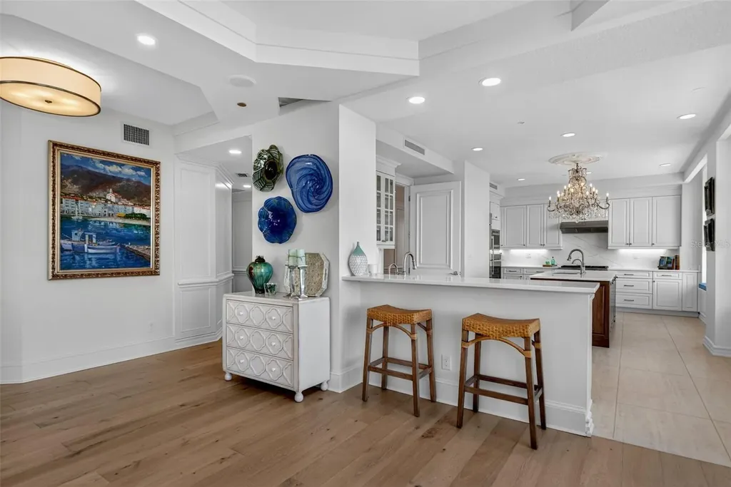 1330 Main Street Sarasota FL 34236