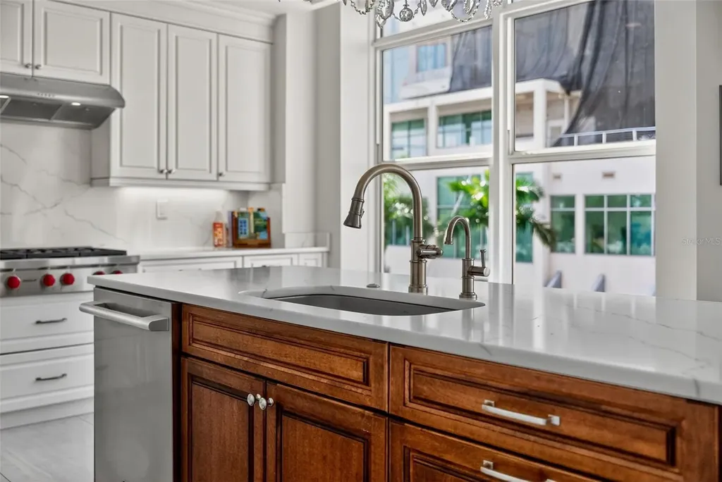 1330 Main Street Sarasota FL 34236