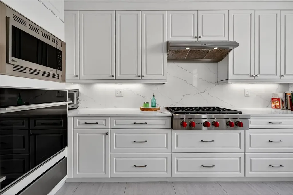 1330 Main Street Sarasota FL 34236