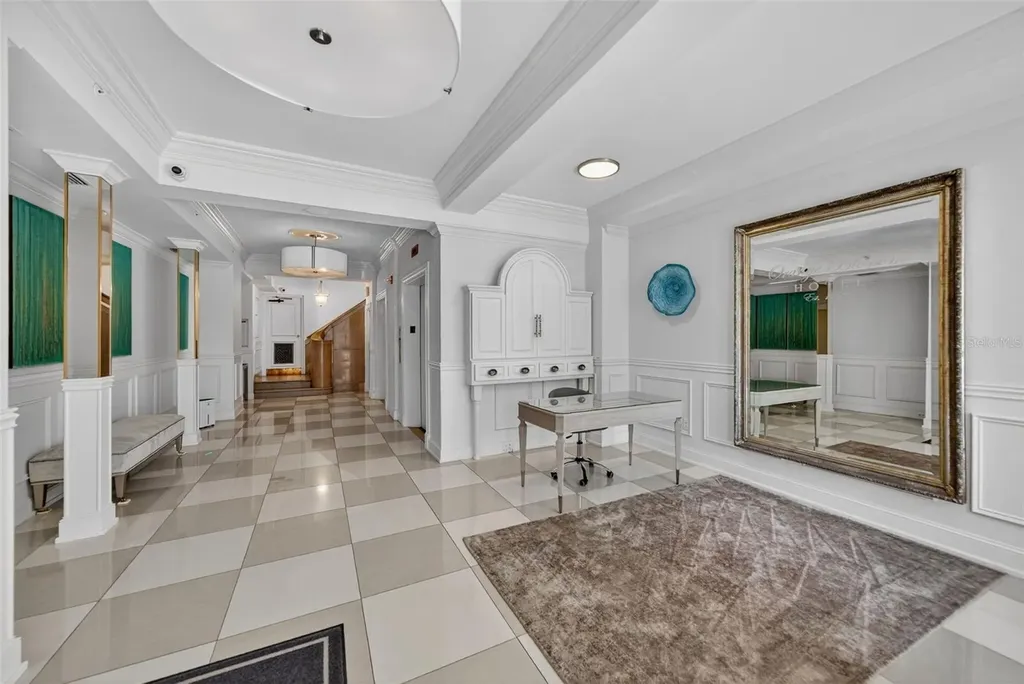 1330 Main Street Sarasota FL 34236