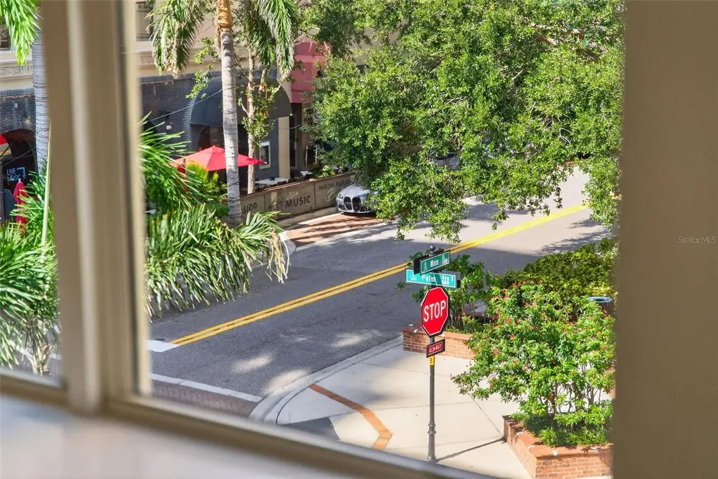 1330 Main Street Sarasota FL 34236