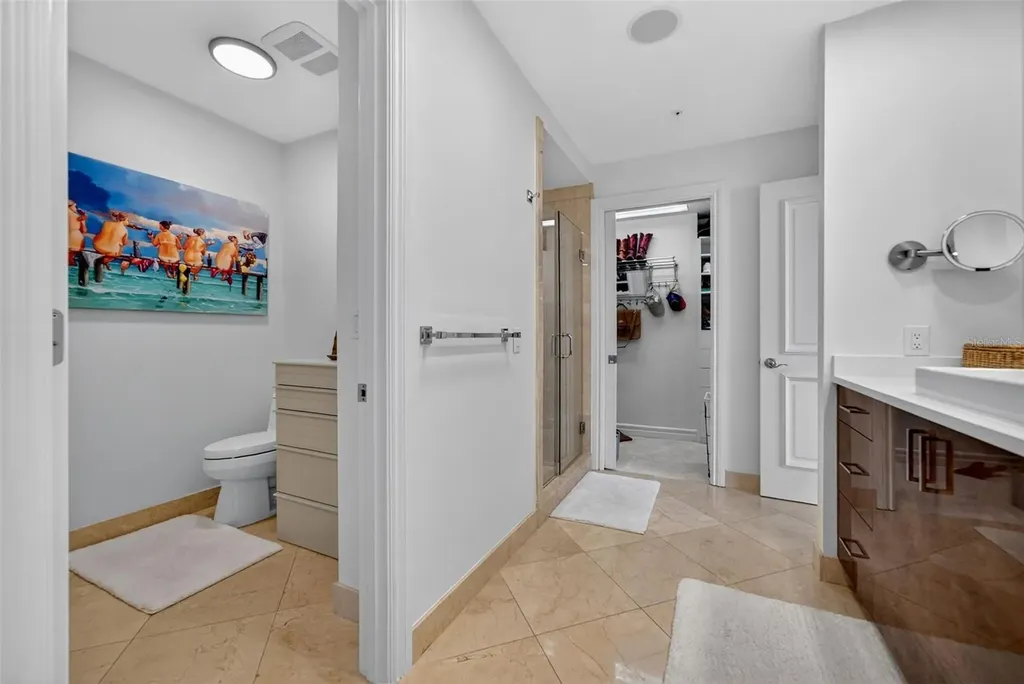 1330 Main Street Sarasota FL 34236