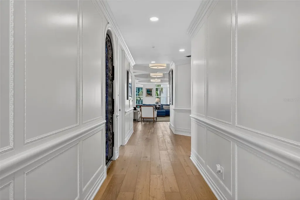 1330 Main Street Sarasota FL 34236